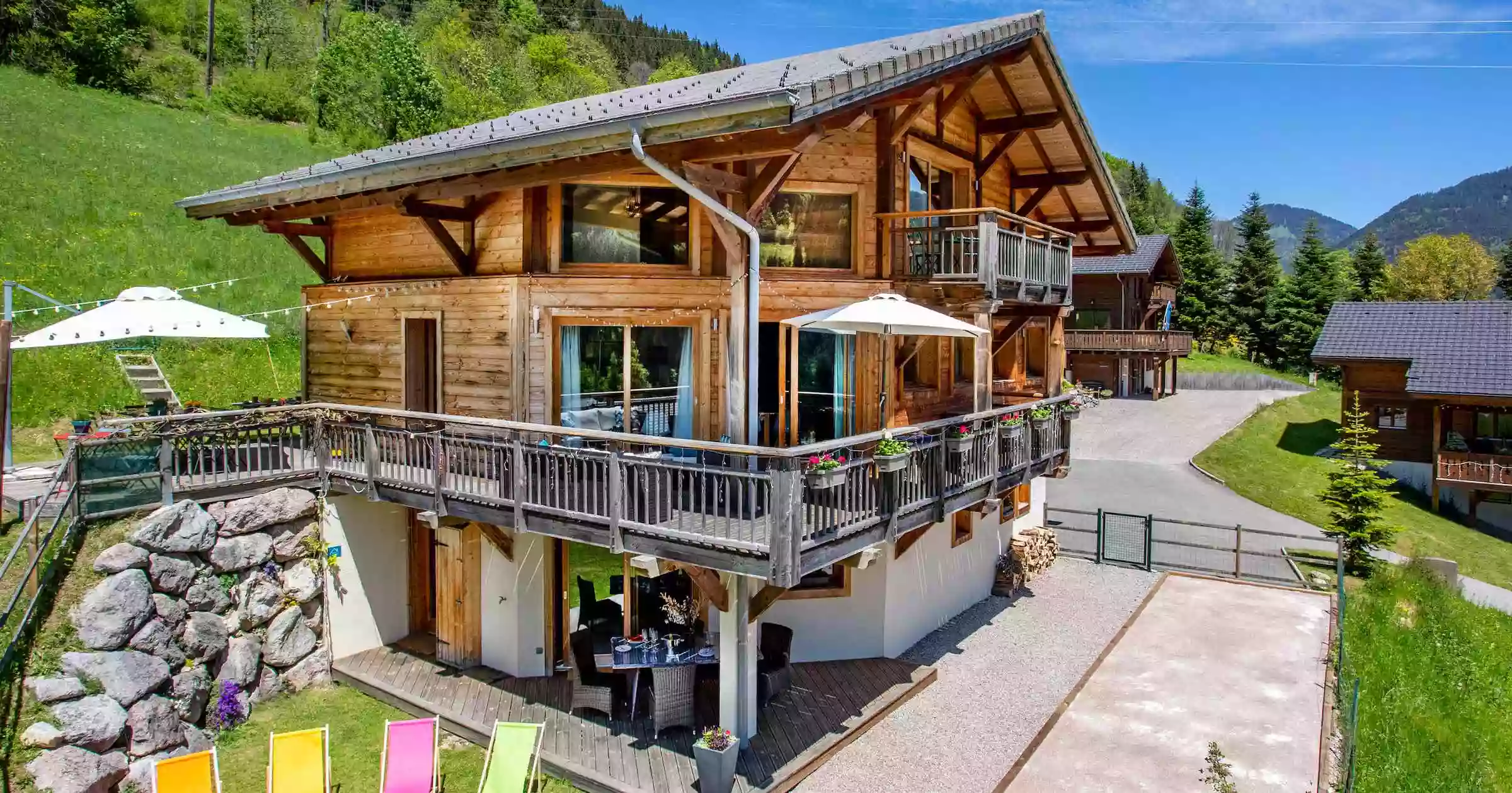 Chalet Levant Blanc - OVO Network