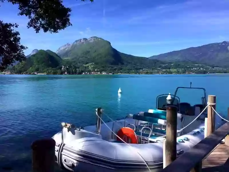 Blue Diamond Taxi Boat