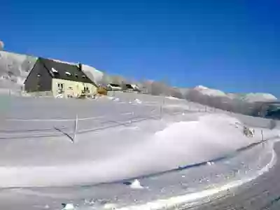 Sancy Accueil: Gîte de groupe, Gîte d'étape, pied du Puy de Sancy, parc Volcans d'Auvergne, proche station ski, Puy-de-Dôme