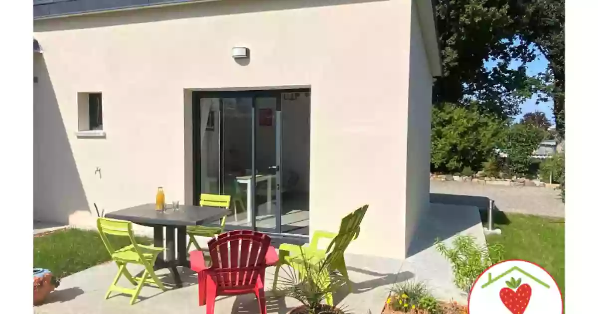 TY FREIZH - charmant gîte classé 2**, indépendant avec terrasse & jardin pour 2 personnes.