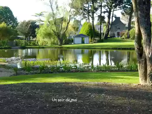 Domaine Paysager de Kertanguy : SEJOUR & EVENEMENTIEL : Salles-Gîtes-Parc-Piscine.Baie Morlaix-Garlan-Finistère-Bretagne