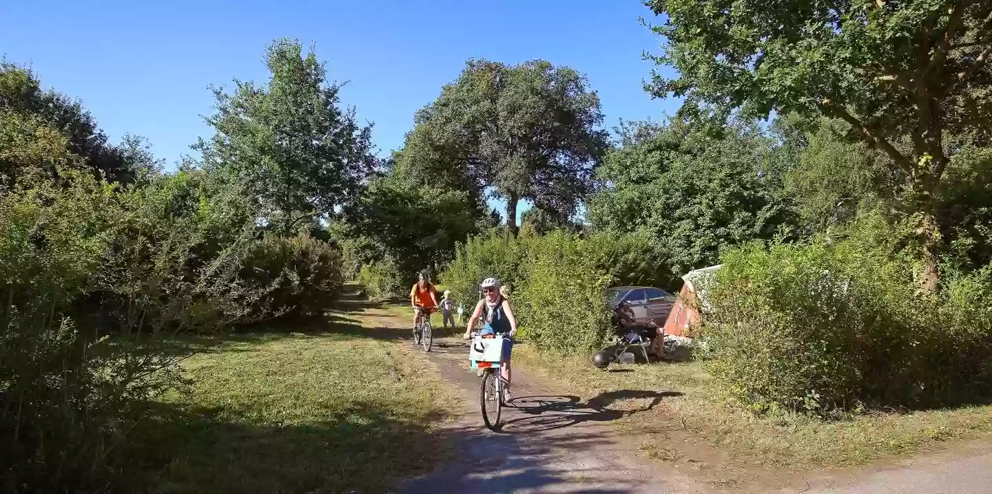 Camping Huttopia Baie du Mont St Michel