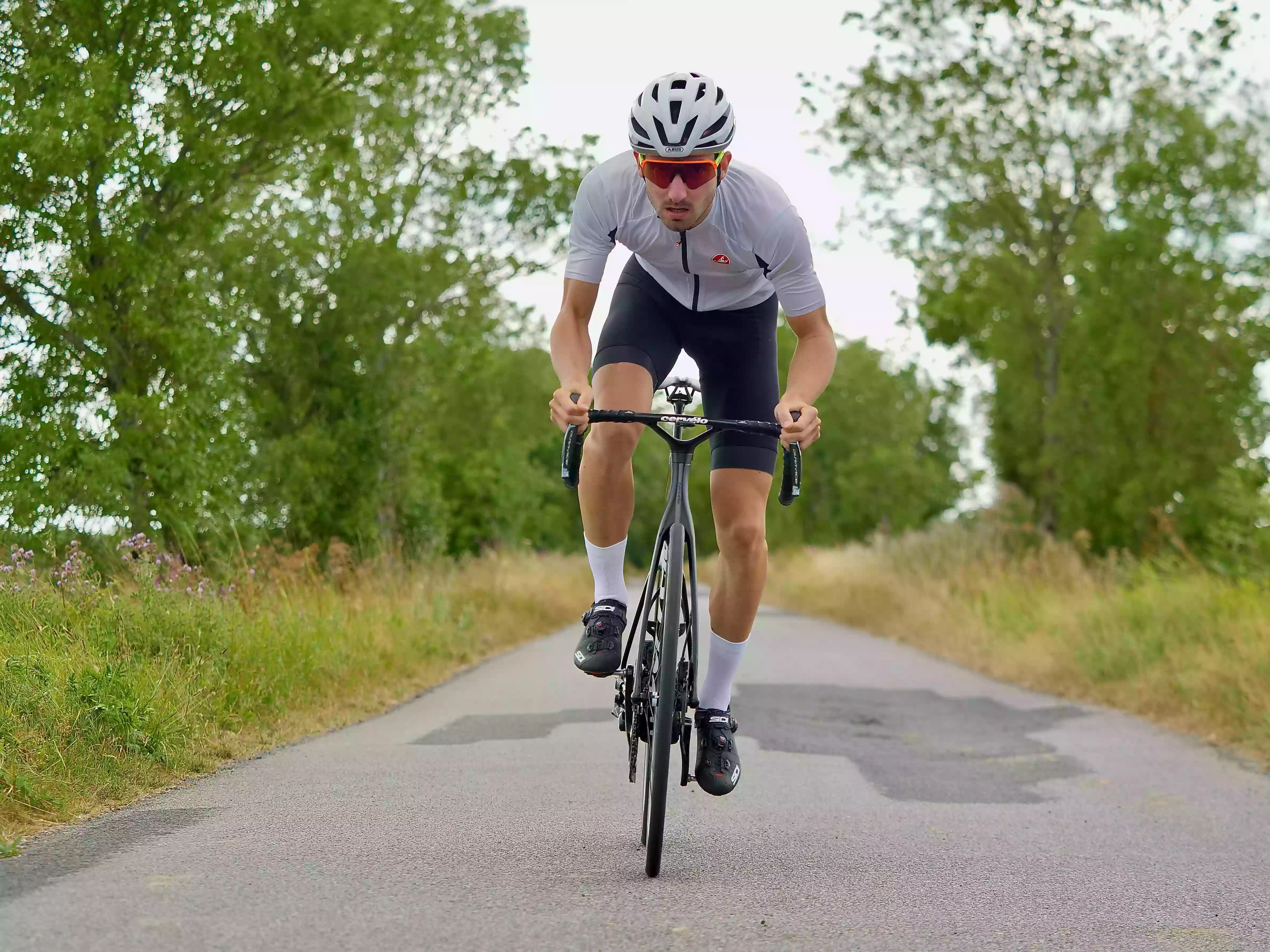 Les Rouleurs Cyclists Shop by Jégou Sport