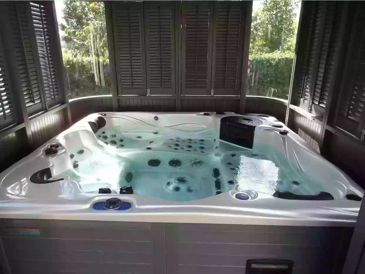 Spas ACD - Vente Installation - Spa et Jacuzzi