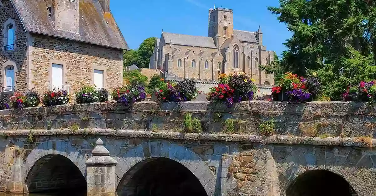 Maison et Services Lamballe | Ménage, repassage, jardinage, nettoyage de vitres