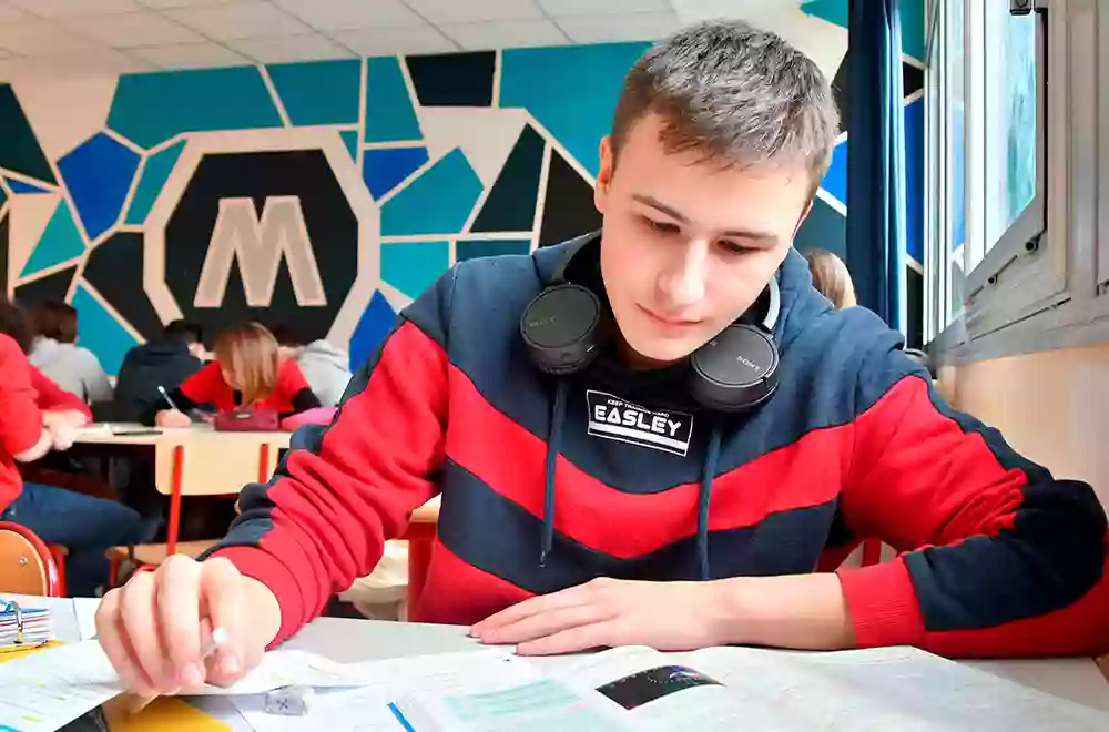 Lycée Maupertuis - Enseignement Général, Technologique et Professionnel