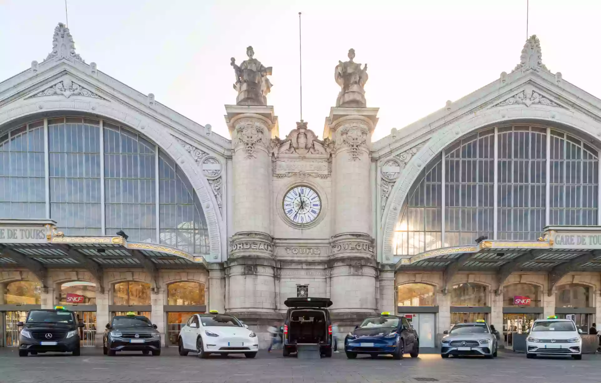 Station Taxis - Gare de Tours