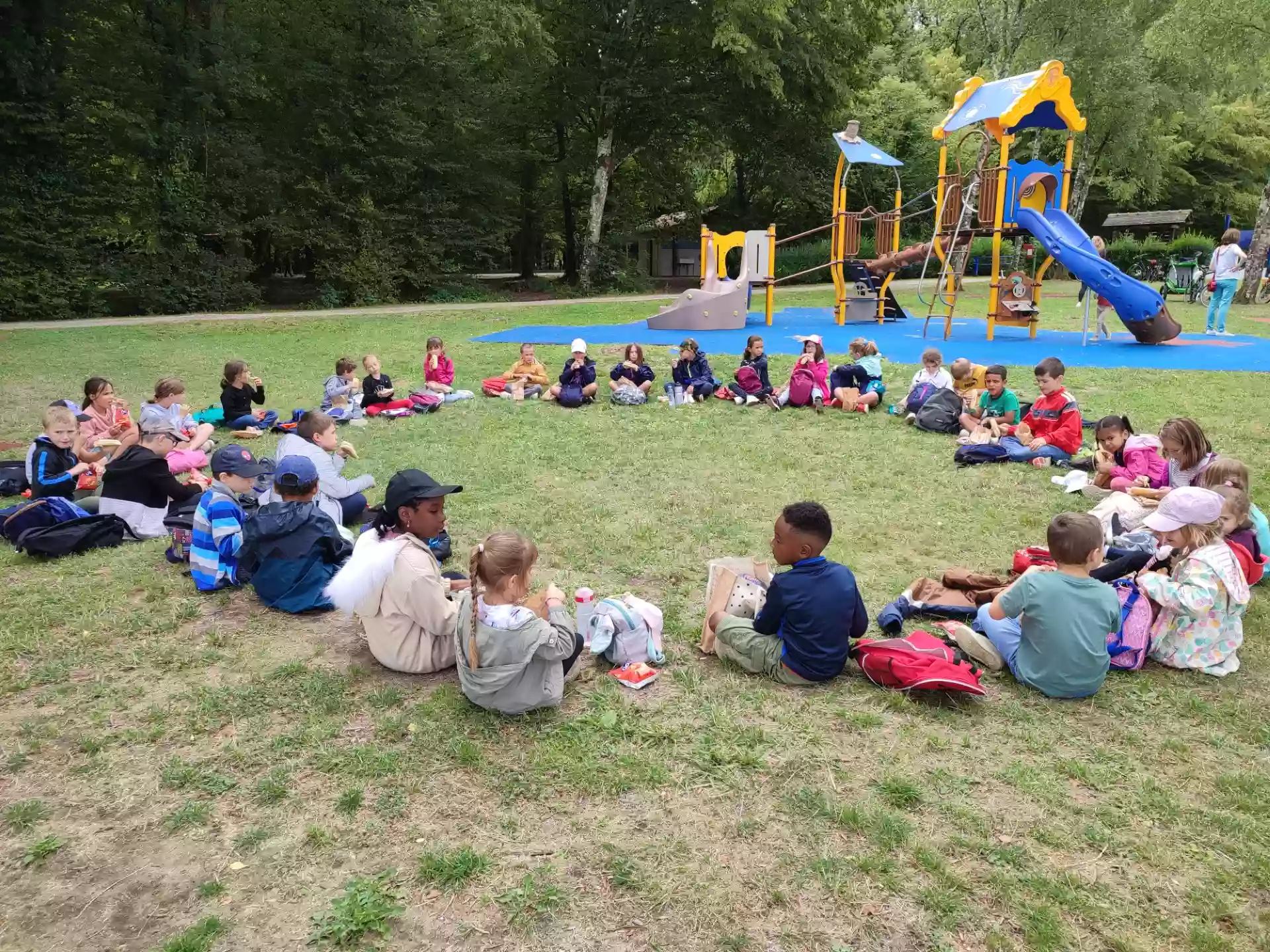 Espace Léon Bourgeois, restauration scolaire et centre aérée des écoles de Mourmelon-le-grand