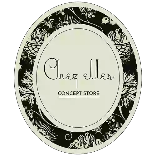 Chez elles