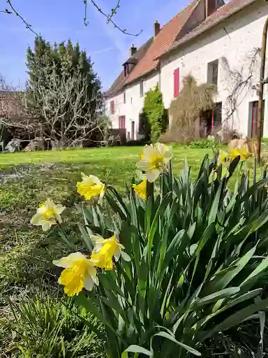 Gite Soleil de Doue, location de vacances jusqu'à 15 personnes avec spa