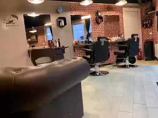 Len's barber shop