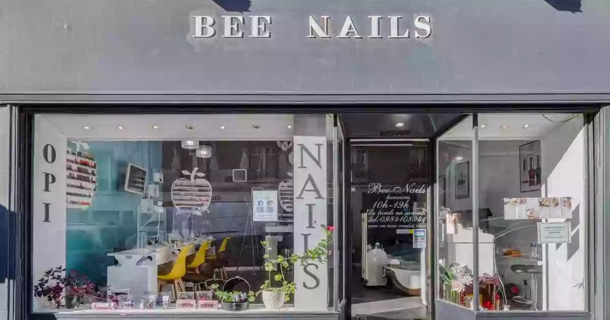 Bee Nails