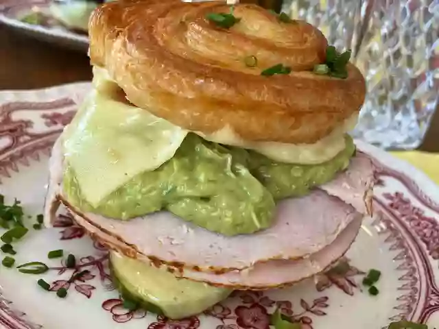 Aupa Caminito - Burger croissant