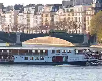 Bateaux de Paris