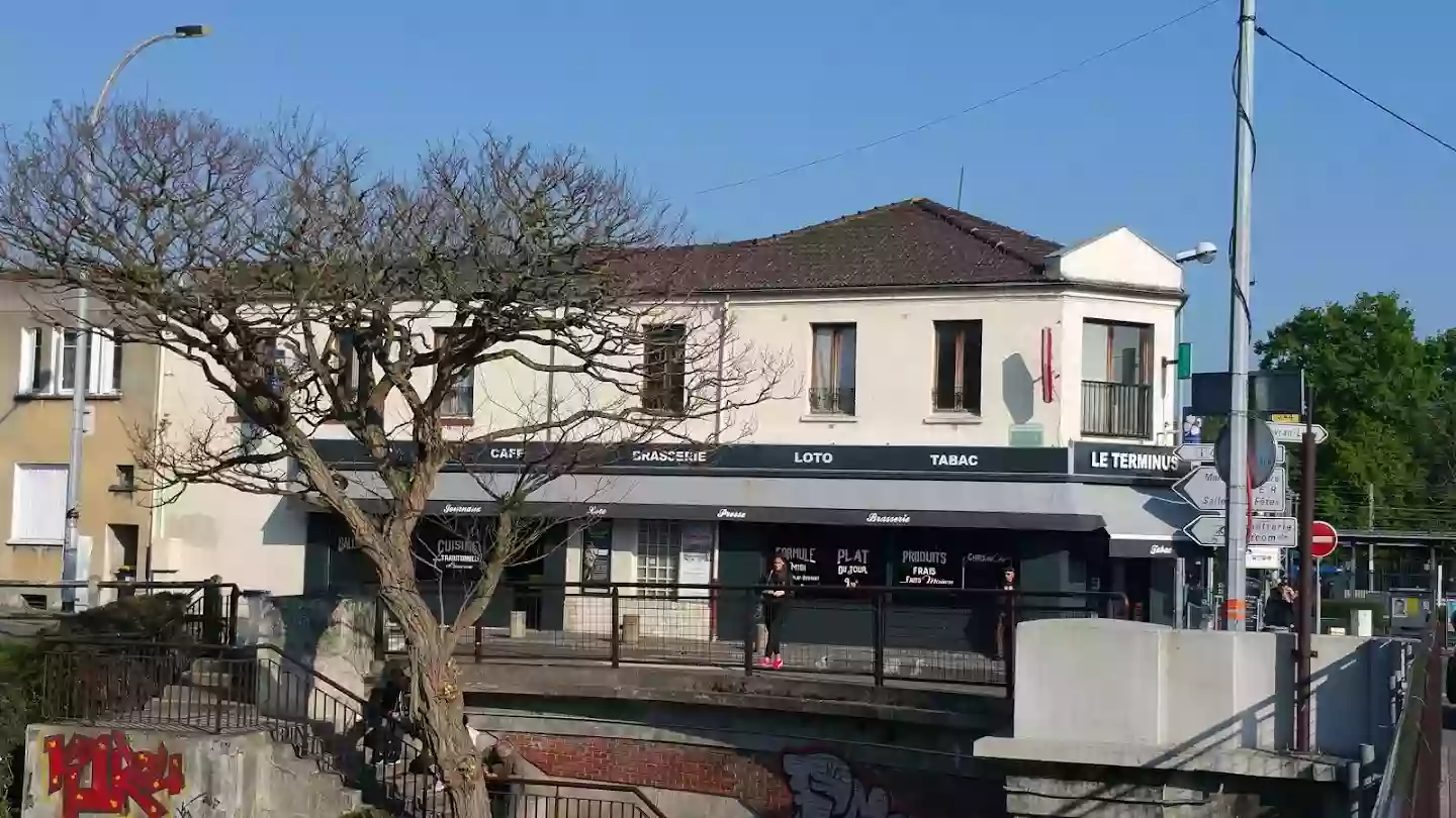 Bar-Tabac De La Gare.