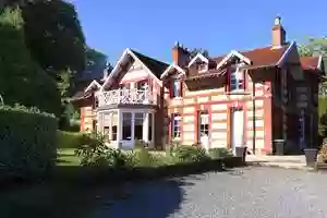 La Villa des Rosiers