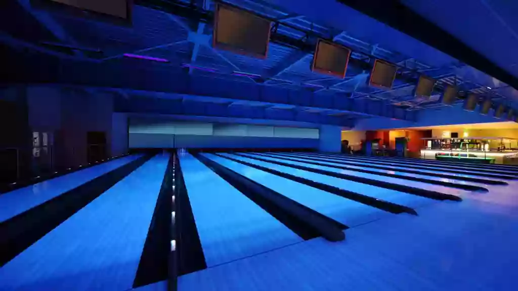 LE LOOPING - Bowling - Laser Game - Billards - Bar & Restaurant