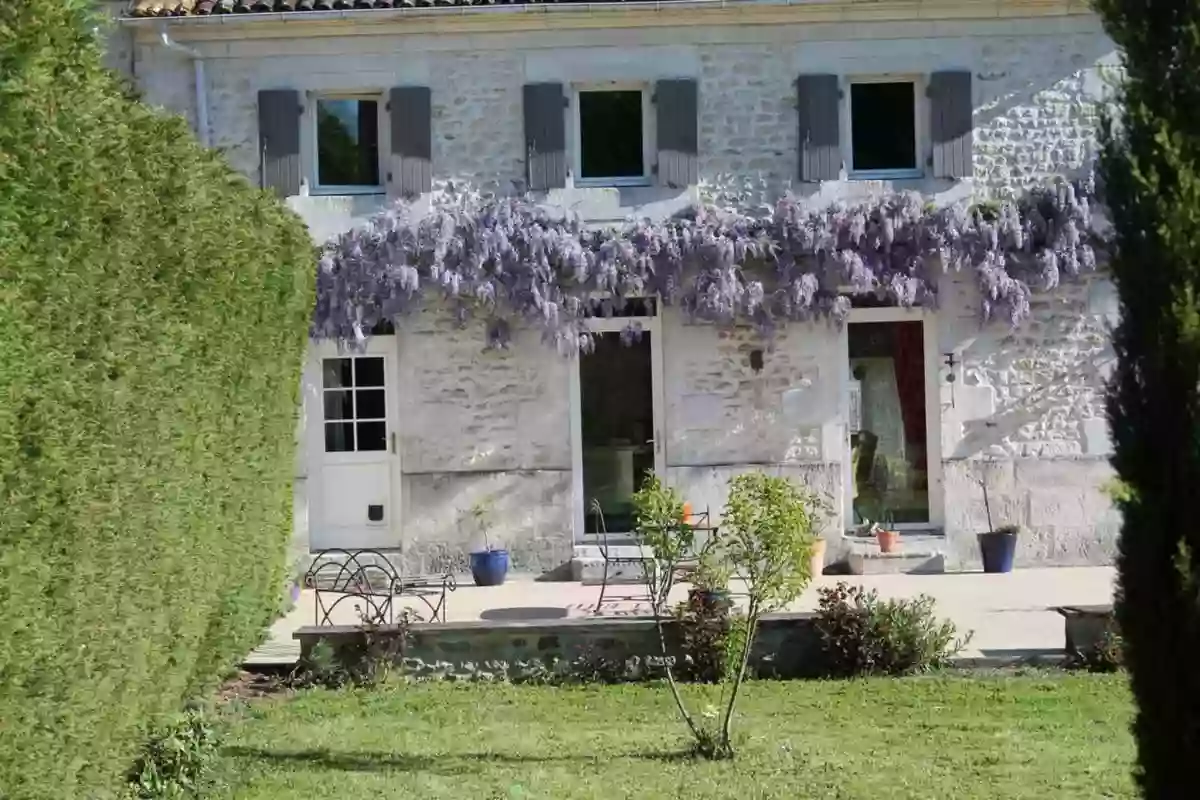 à l'orée du bois saintes et Royan