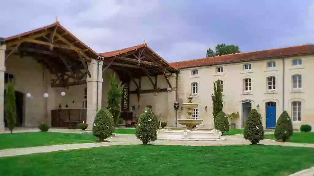 Cabaret Le Chai Royal Saintes Thénac Domaine des Chais