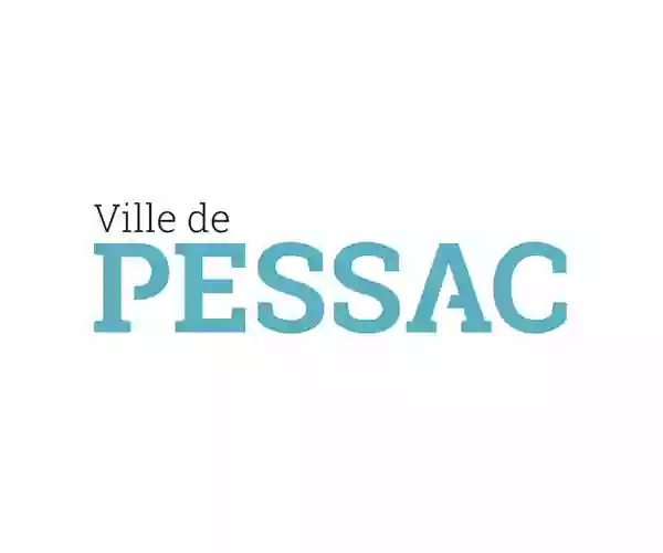 Aire de jeux enfants. 2 à 8 ans