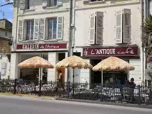 l'Antique Café Saintes