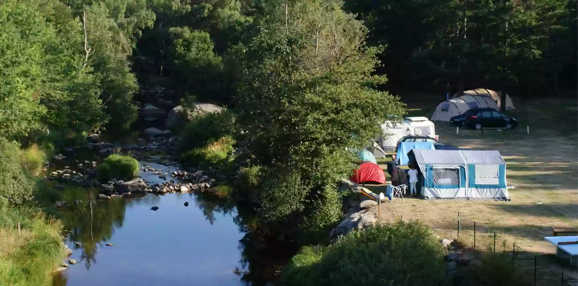 Camping du Pont de Braye - Camping Lozère 48 Lac de Naussac