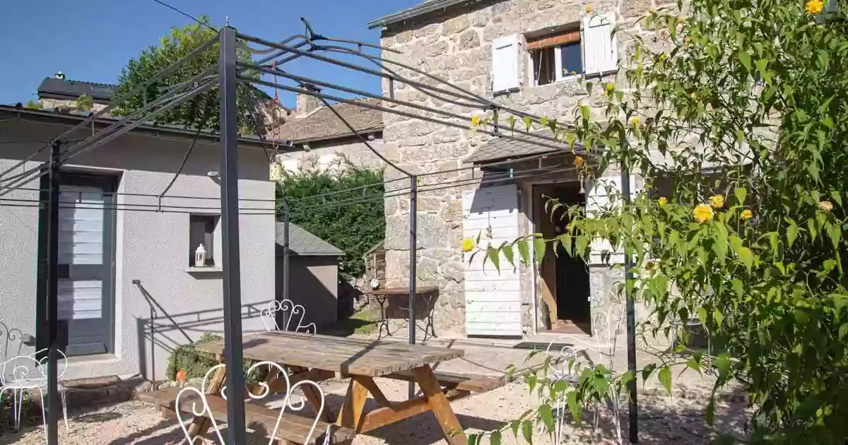 Gîte L'Echappée de la Lozère : Location gîte 3 épis pour 5 personnes avec parking, en Lozère