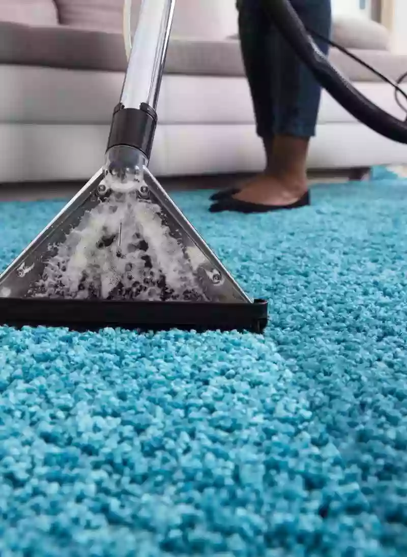 7CLEAN-société de nettoyage (canapés/tapis/matelas/vitres/débarras)