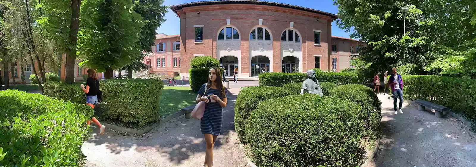 Toulouse School of Management