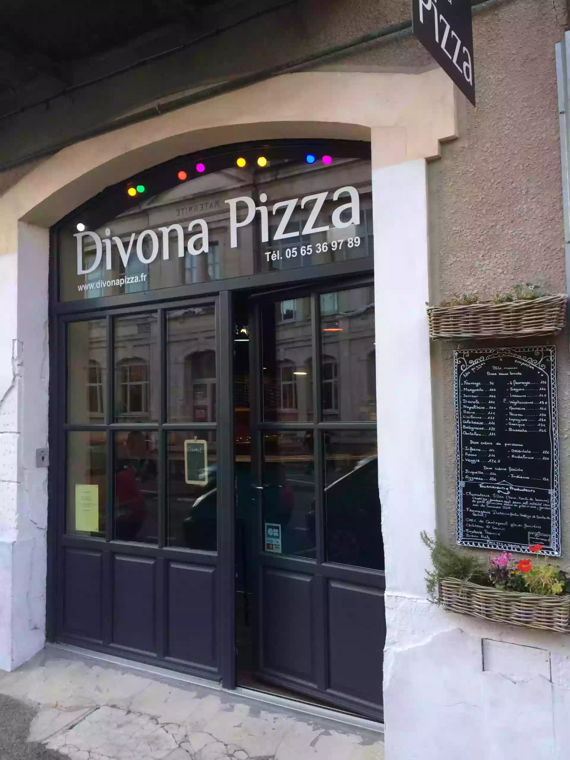 Divona Pizza