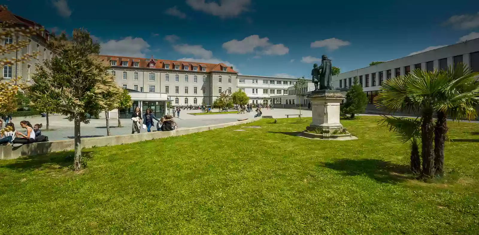 Collège et Lycée St Joseph du Loquidy