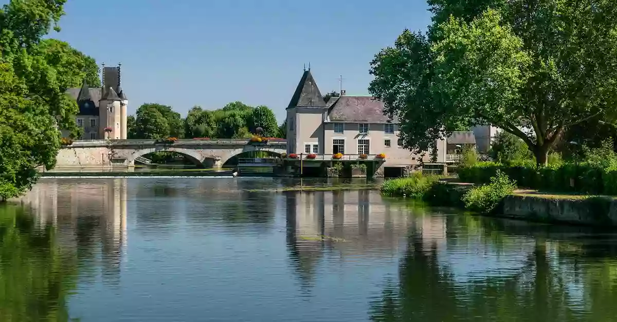 Maison et Services La Flèche | Ménage, repassage, jardinage, nettoyage de vitres