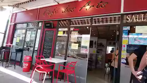 Le café des Arts