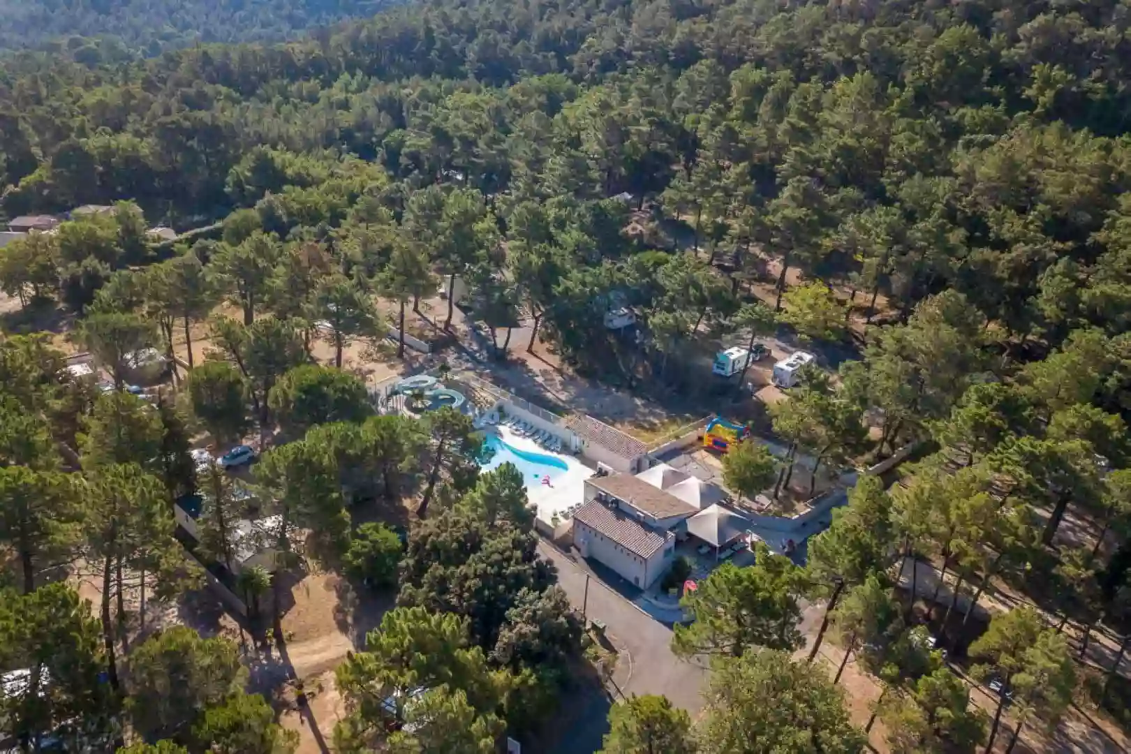 Camping la Pinéde en Provence