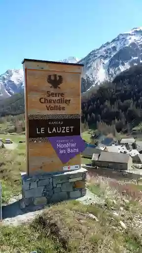 Chez annie & marcel .......hameau du "Lauzet" .... Dans Les Hautes Alpes 05. Vallée de la Guisanne.