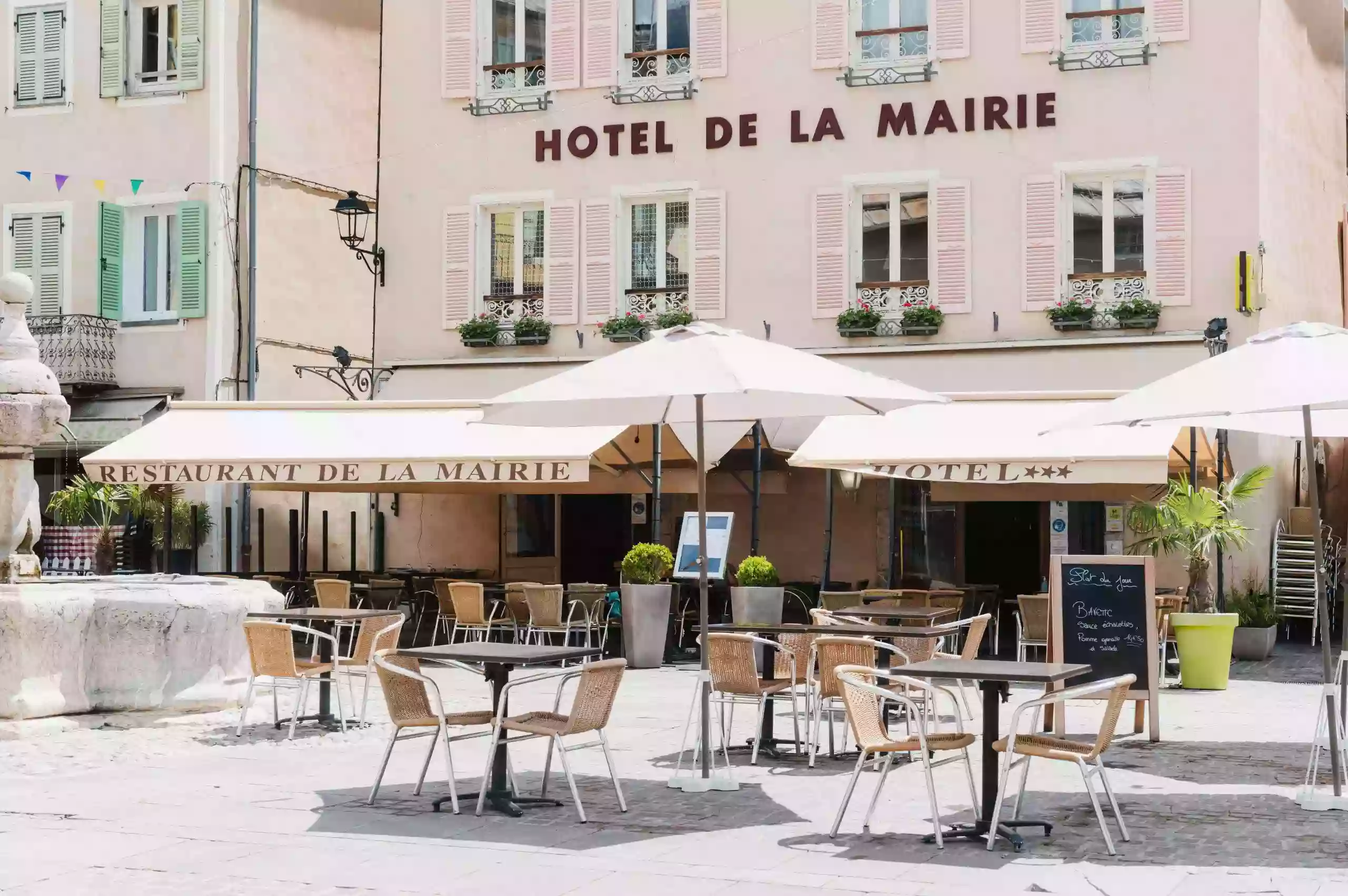 Logis Hôtel - Restaurant de la Mairie