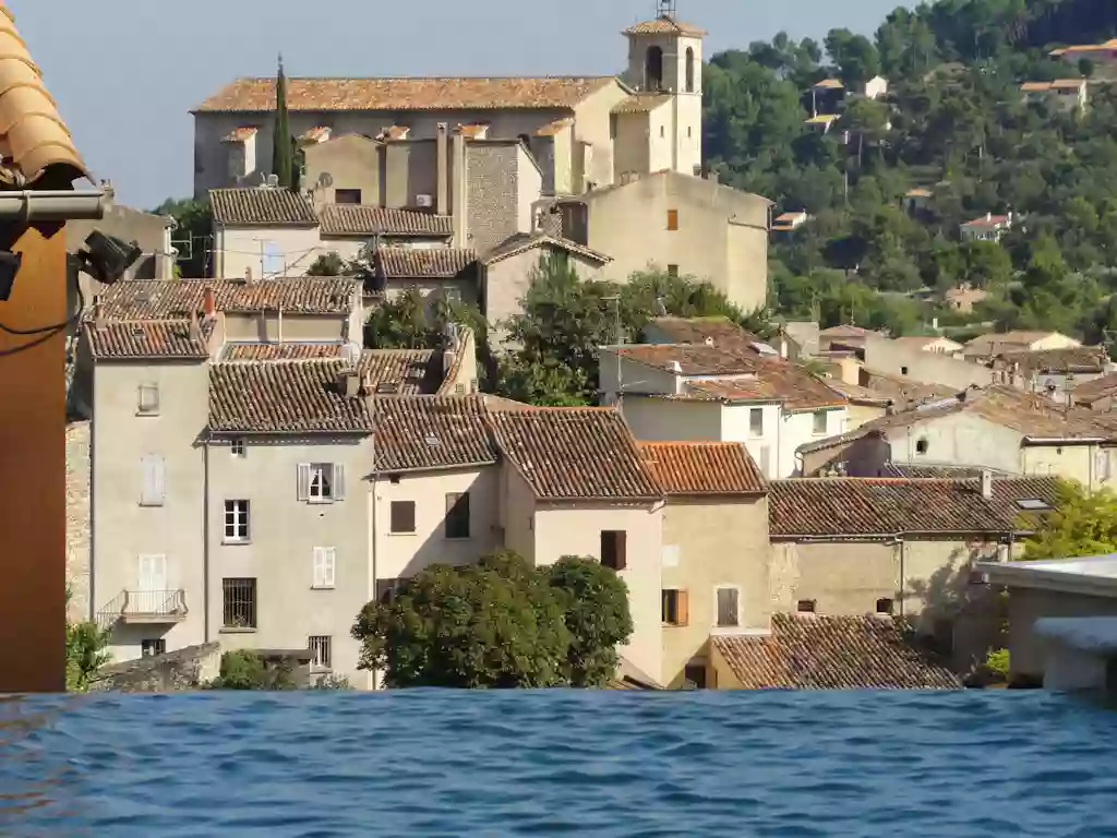 Villa La Roque : Chambres d'hôtes Bed and Breakfast (Draguignan, Var)