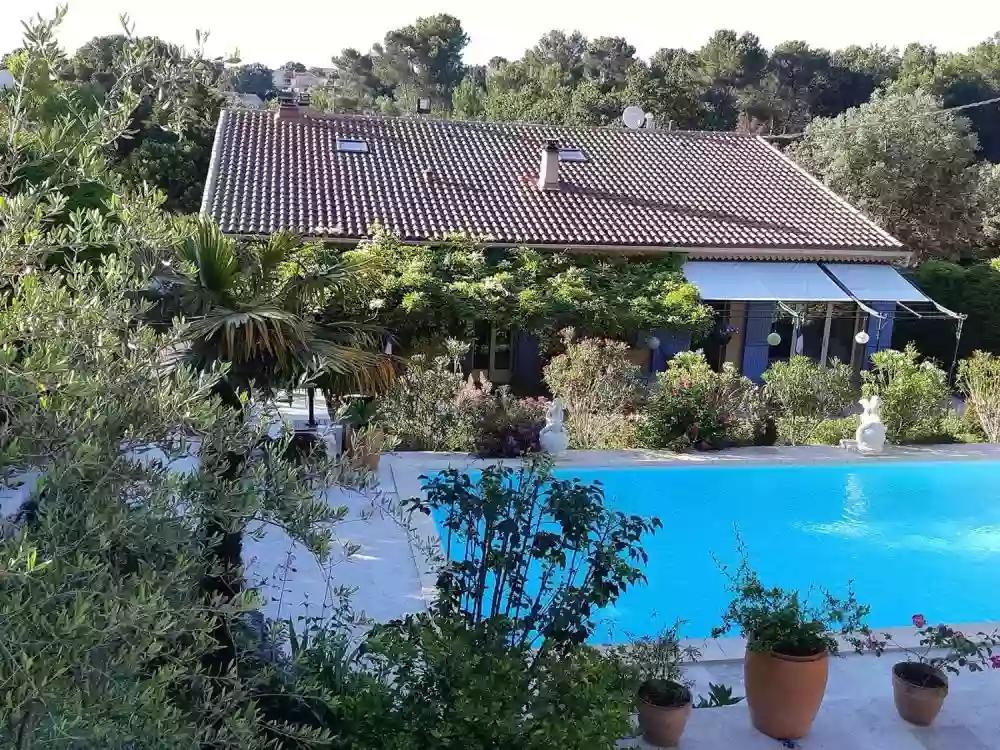 Villa la Licorne - Chambres et Gîte en Provence