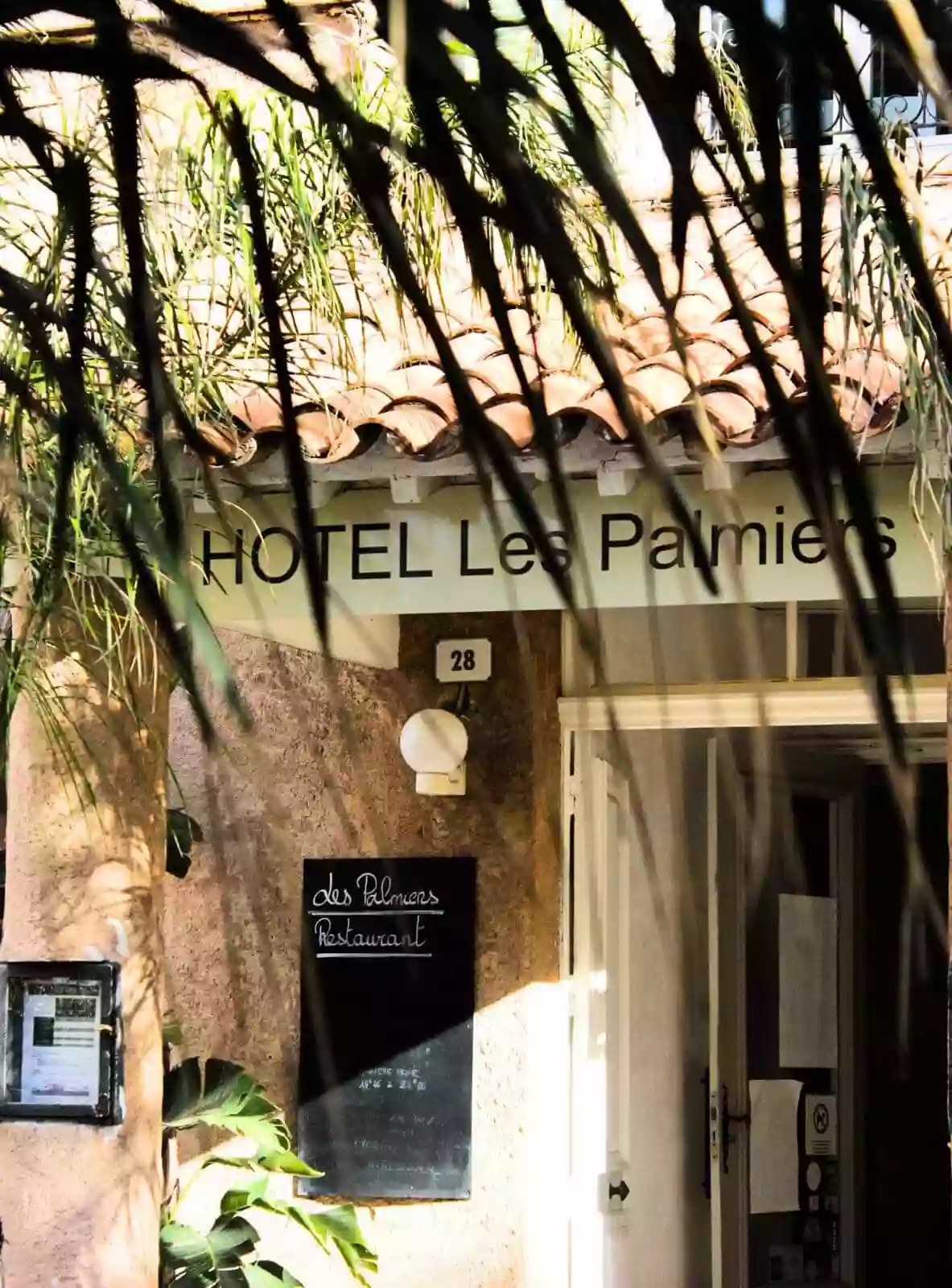 Les Palmiers Restaurant