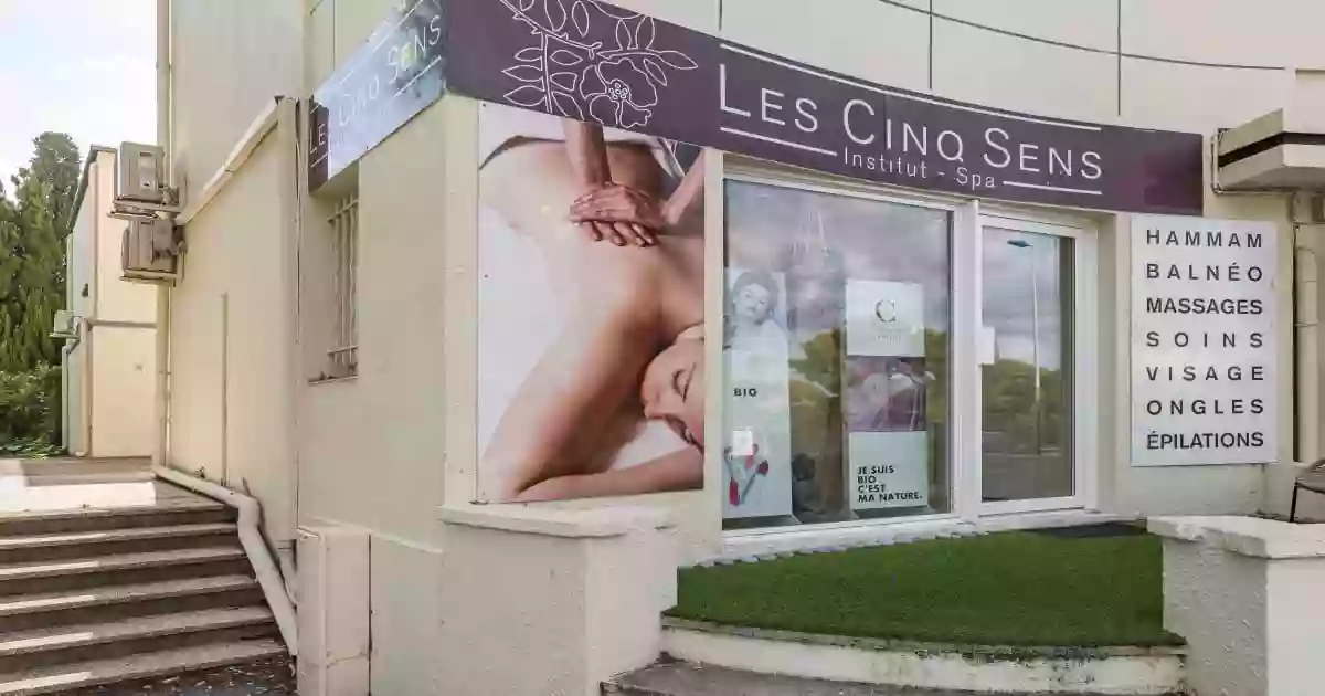 LES CINQ SENS