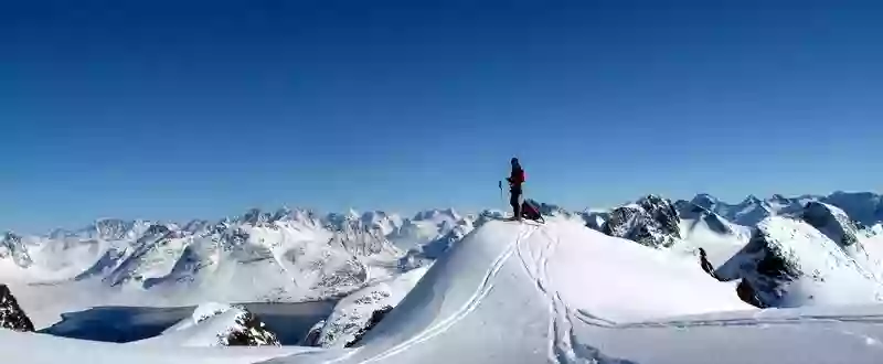 EStienne Yvan guide de haute montagne, voyages et expéditions