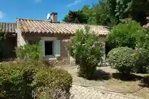 GITE Provence-Alpilles-Cottage-Philippe's-Farmhouse-3*