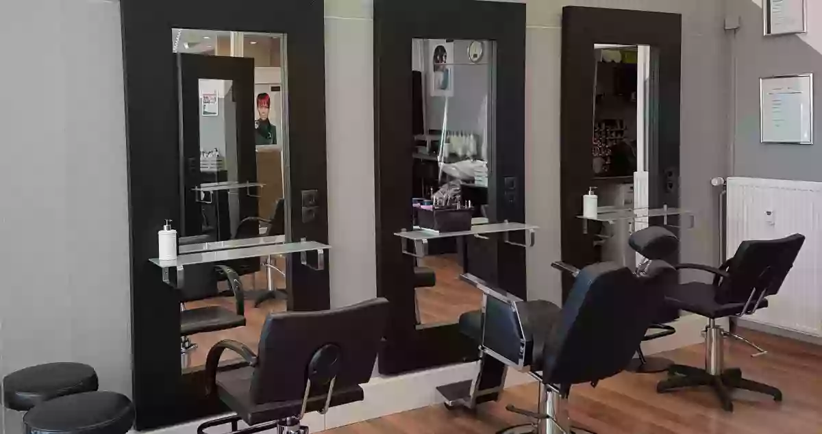 Headline Friseursalon Inh. Frau Salomé Herzog