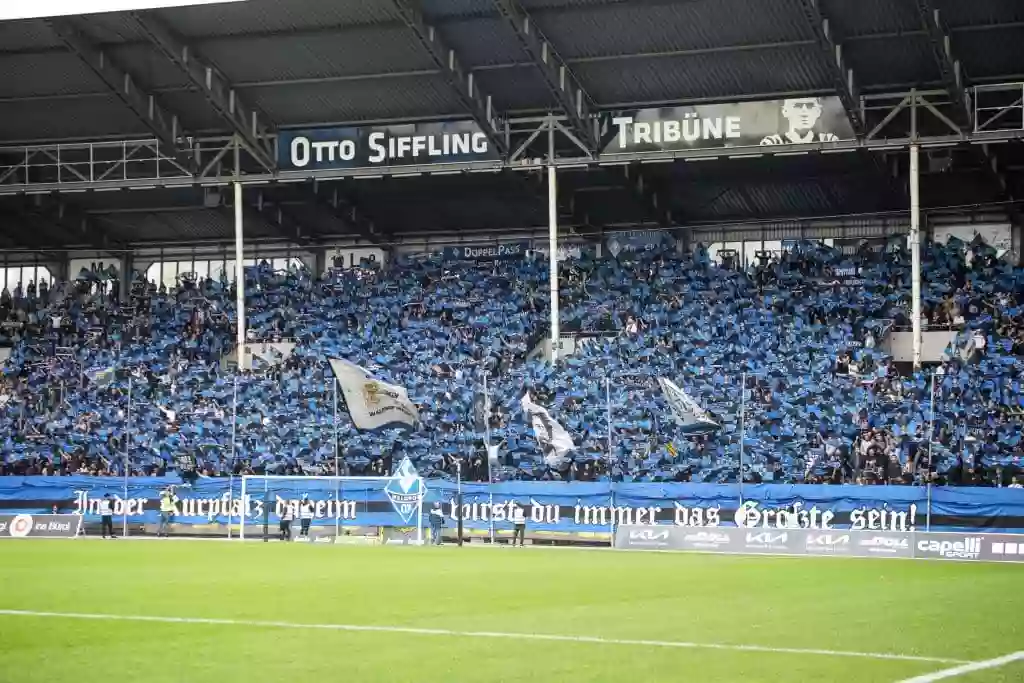 SV Waldhof Fanshop am Stadion