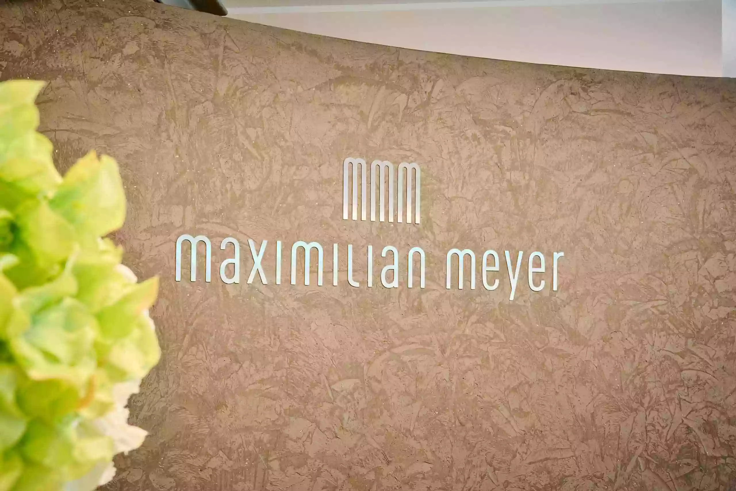 Maximilian Meyer - Hair & Beauty Experts