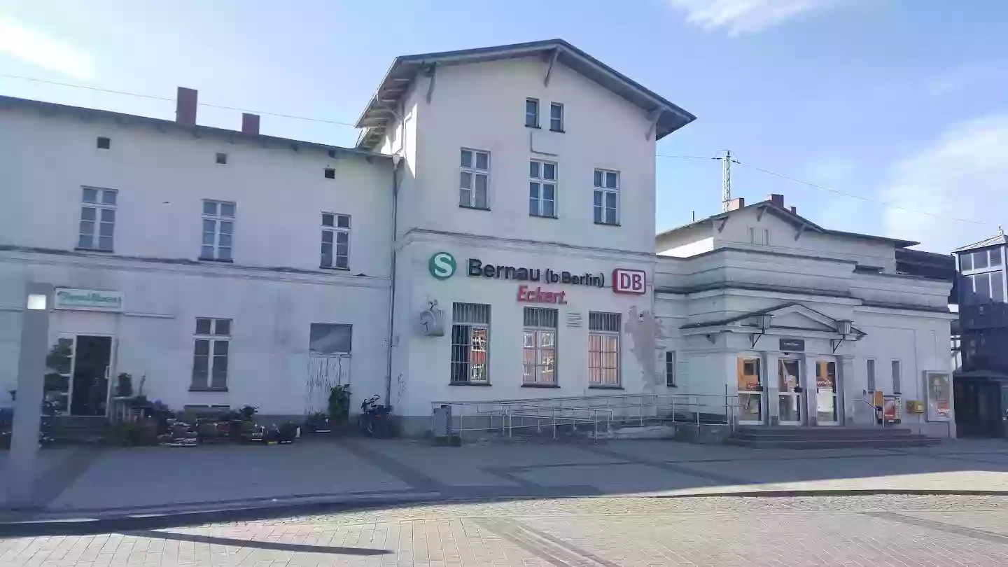 Taxistand Bahnhof Bernau