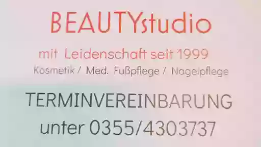 Kosmetikstudio & Med. Fusspflege Beautystudio - R.Friedrich