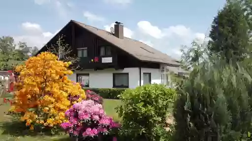 Pension Grünes Paradies - Dietrich KG