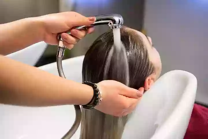 Liva Hairdresser & Barber