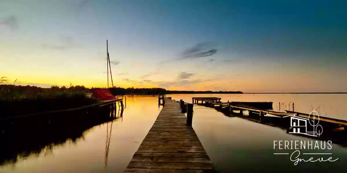 Ferienwohnungen in Gneve an der Müritz -White Corner-